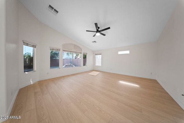 4315 E REDWOOD Lane, Phoenix, AZ 85048