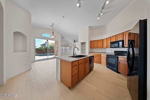 4315 E REDWOOD Lane, Phoenix, AZ 85048