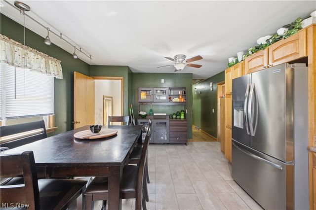 20 James Street, Columbiana, OH 44408