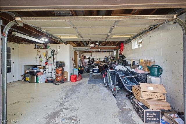 20 James Street, Columbiana, OH 44408