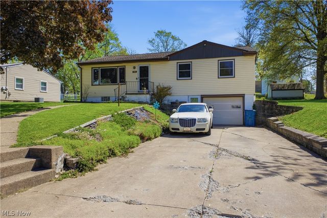 20 James Street, Columbiana, OH 44408