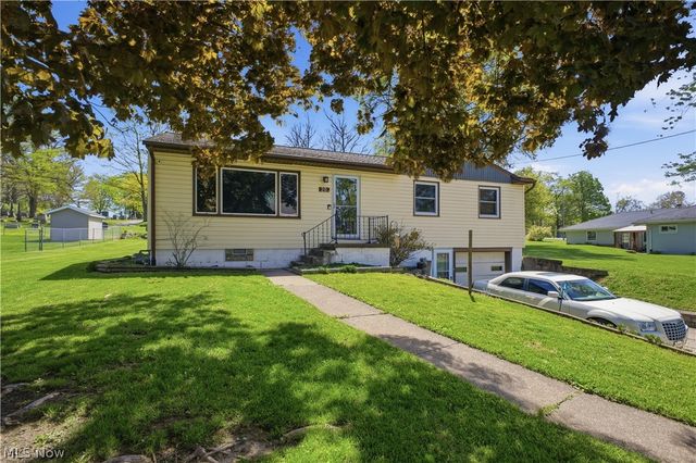 20 James Street, Columbiana, OH 44408