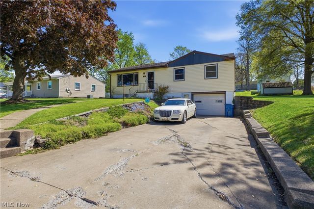 20 James Street, Columbiana, OH 44408
