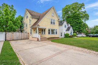 71 Lincoln Place, Freeport, NY 11520