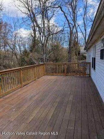 1739 Route 32, Saugerties, NY 12477