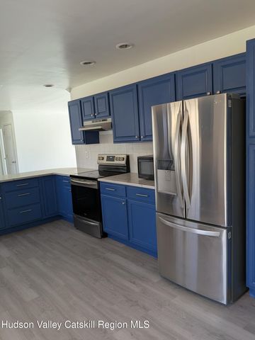 1739 Route 32, Saugerties, NY 12477