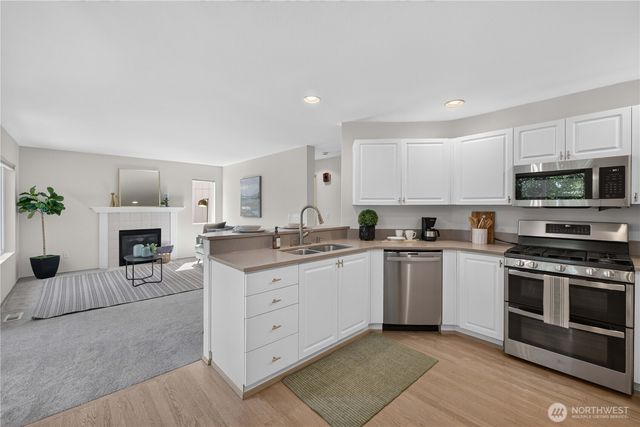 23610 SE 267th Place, Maple Valley, WA 98038