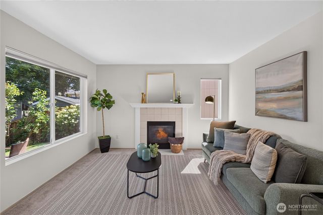 23610 SE 267th Place, Maple Valley, WA 98038