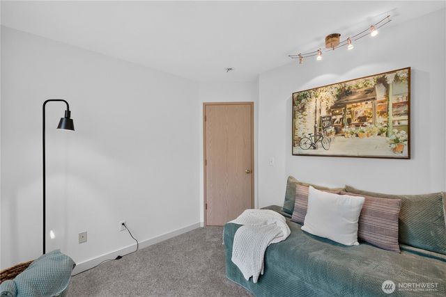 23610 SE 267th Place, Maple Valley, WA 98038