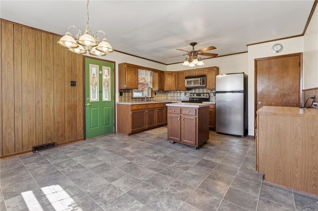 62 Stoney Road, Rush Twp, PA 18252