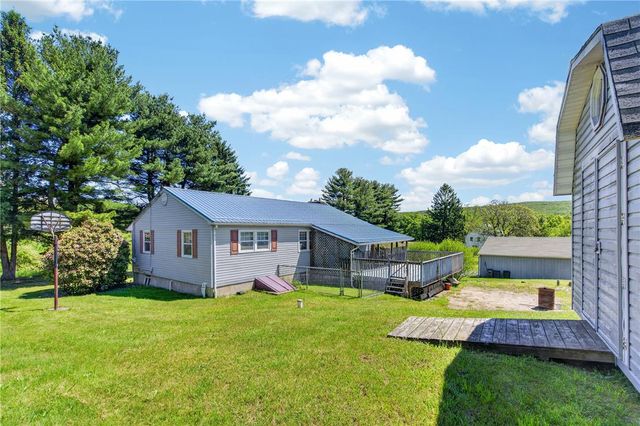 62 Stoney Road, Rush Twp, PA 18252