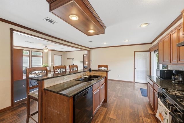 428 County Road 410, Dayton, TX 77535