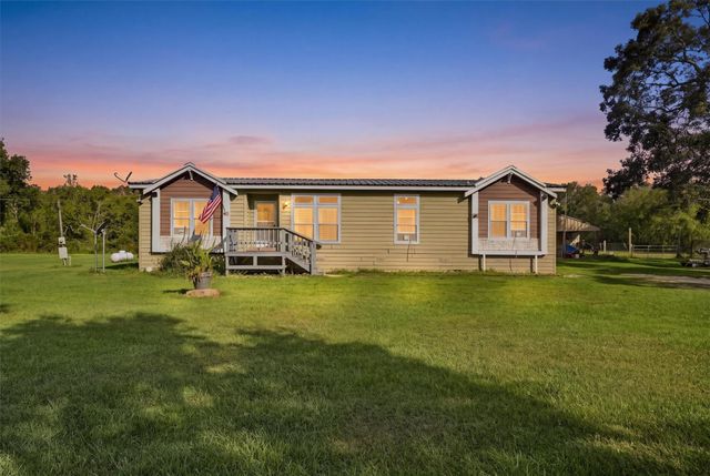 428 County Road 410, Dayton, TX 77535