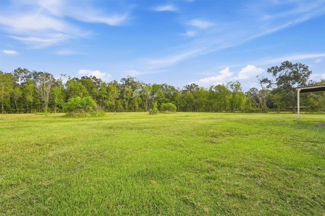 428 County Road 410, Dayton, TX 77535