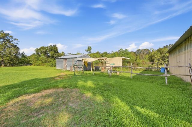 428 County Road 410, Dayton, TX 77535