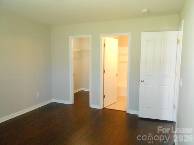 5325 Harris Cove Drive, Charlotte, NC 28269