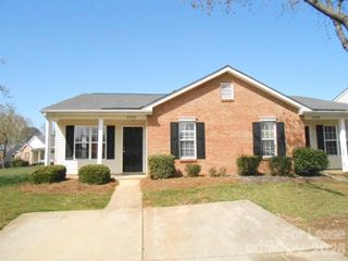 5325 Harris Cove Drive, Charlotte, NC 28269