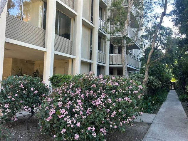 4455 Los Feliz Blvd 605, Los Angeles, CA 90027