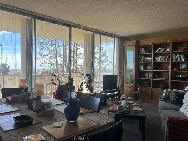 4455 Los Feliz Blvd 605, Los Angeles, CA 90027