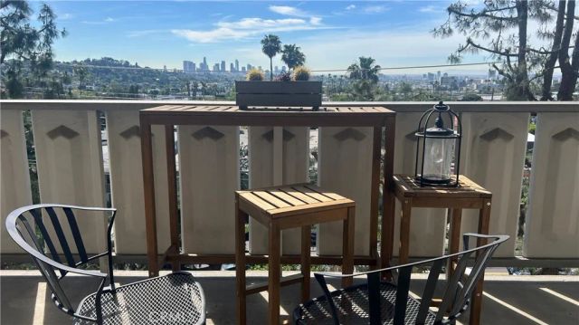 4455 Los Feliz Blvd 605, Los Angeles, CA 90027