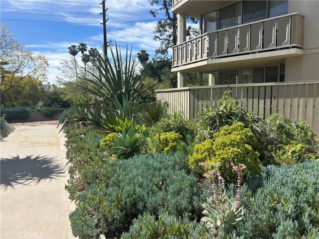 4455 Los Feliz Blvd 605, Los Angeles, CA 90027