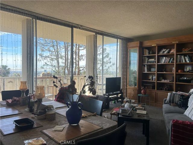 4455 Los Feliz Blvd 605, Los Angeles, CA 90027