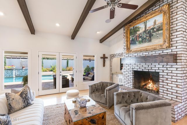 4833 N 38TH Street, Phoenix, AZ 85018