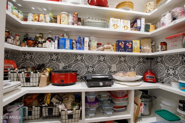 4833 N 38TH Street, Phoenix, AZ 85018