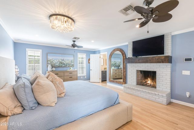 4833 N 38TH Street, Phoenix, AZ 85018