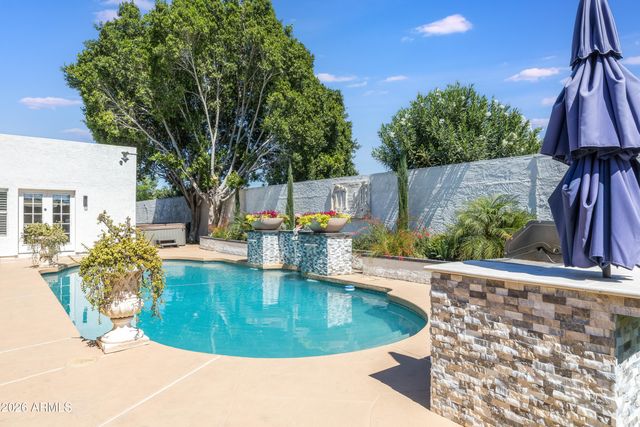 4833 N 38TH Street, Phoenix, AZ 85018