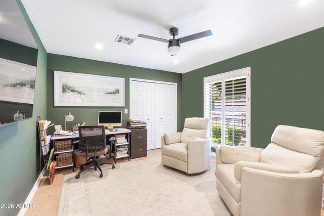 4833 N 38TH Street, Phoenix, AZ 85018