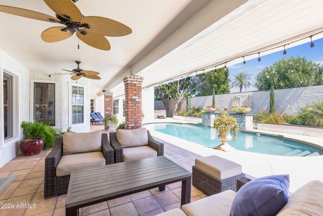 4833 N 38TH Street, Phoenix, AZ 85018