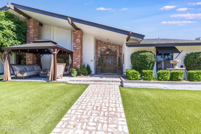 4833 N 38TH Street, Phoenix, AZ 85018