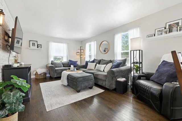 2318 Cleveland AVENUE, Racine, WI 53405