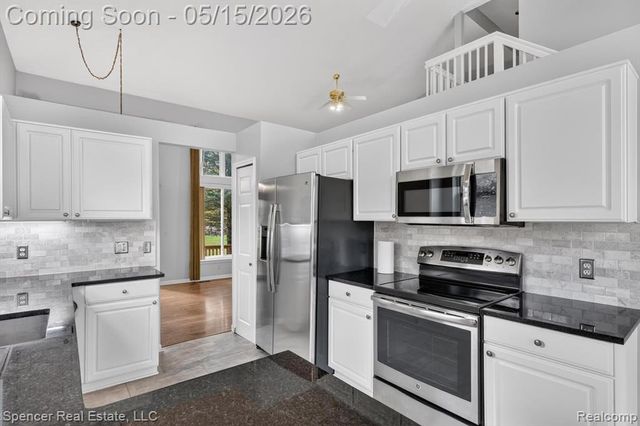 3141 Bridlewood Drive, Rochester, MI 48306