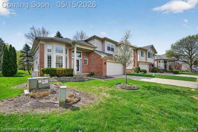 3141 Bridlewood Drive, Rochester, MI 48306