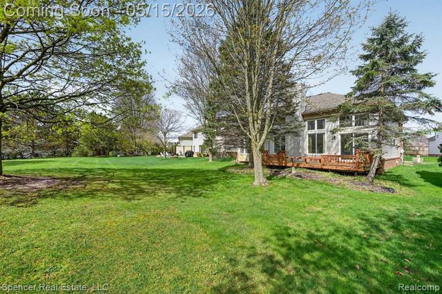 3141 Bridlewood Drive, Rochester, MI 48306