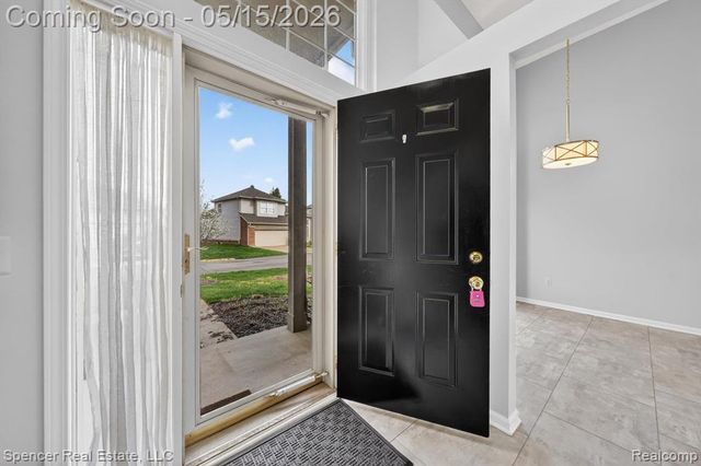 3141 Bridlewood Drive, Rochester, MI 48306
