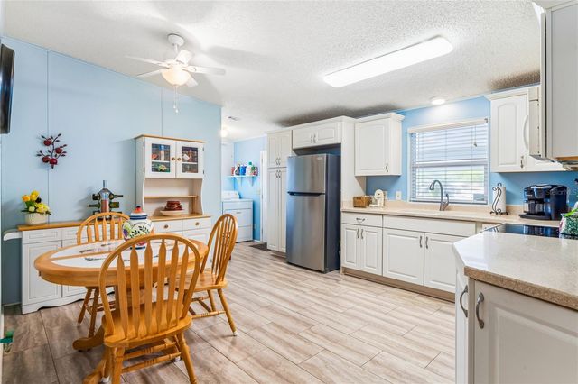 7136 VALOR STREET 325, Zephyrhills, FL 33541
