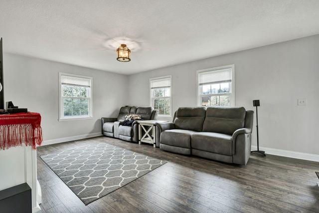 137 County Road 244, Athens, TN 37303