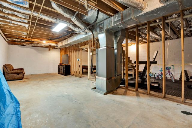 137 County Road 244, Athens, TN 37303