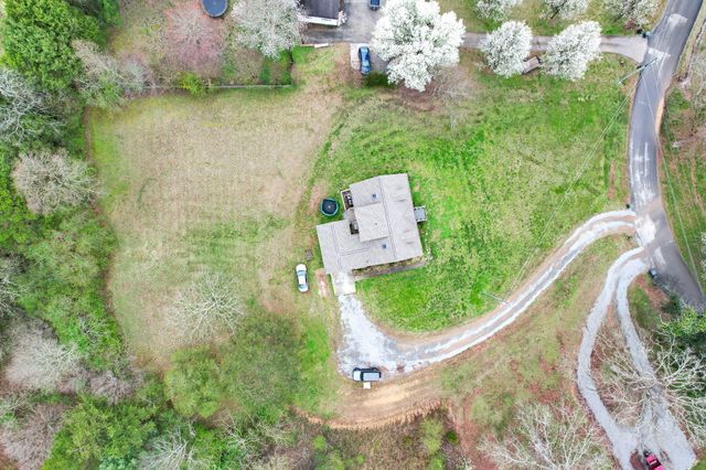 137 County Road 244, Athens, TN 37303