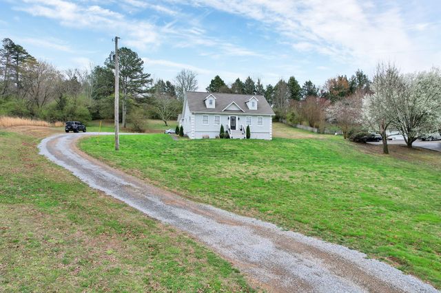 137 County Road 244, Athens, TN 37303