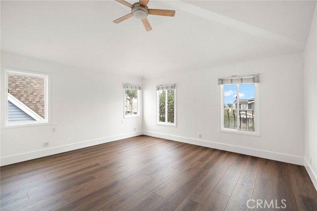 377 Roycroft Avenue, Long Beach, CA 90814