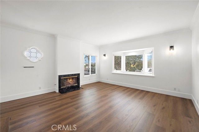 377 Roycroft Avenue, Long Beach, CA 90814