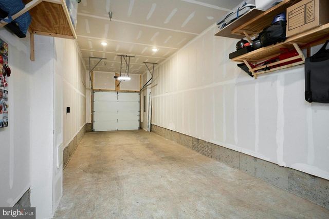 4937 EISENHOWER AVE, Alexandria, VA 22304