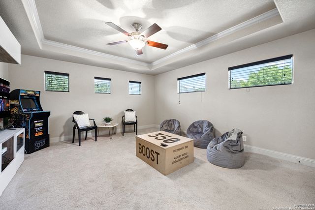 10 Gemsbuck Isle, San Antonio, TX 78258