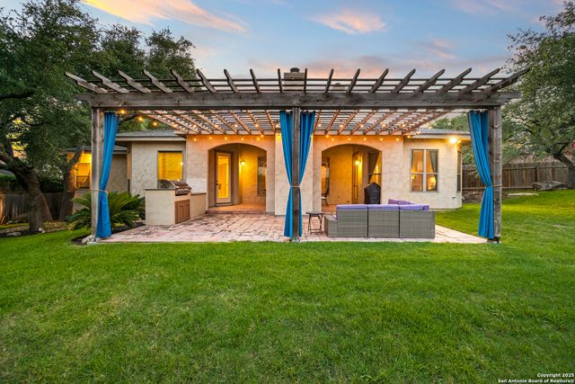 10 Gemsbuck Isle, San Antonio, TX 78258