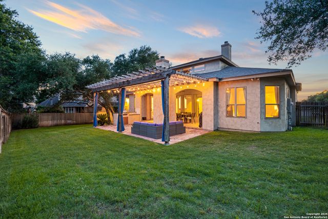 10 Gemsbuck Isle, San Antonio, TX 78258