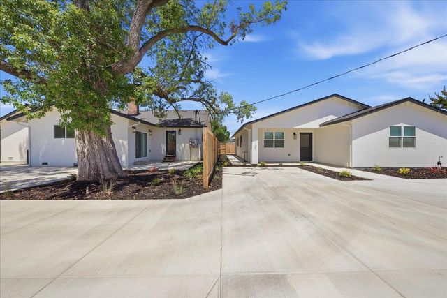 5644 Gibbons Dr, Carmichael, CA 95608